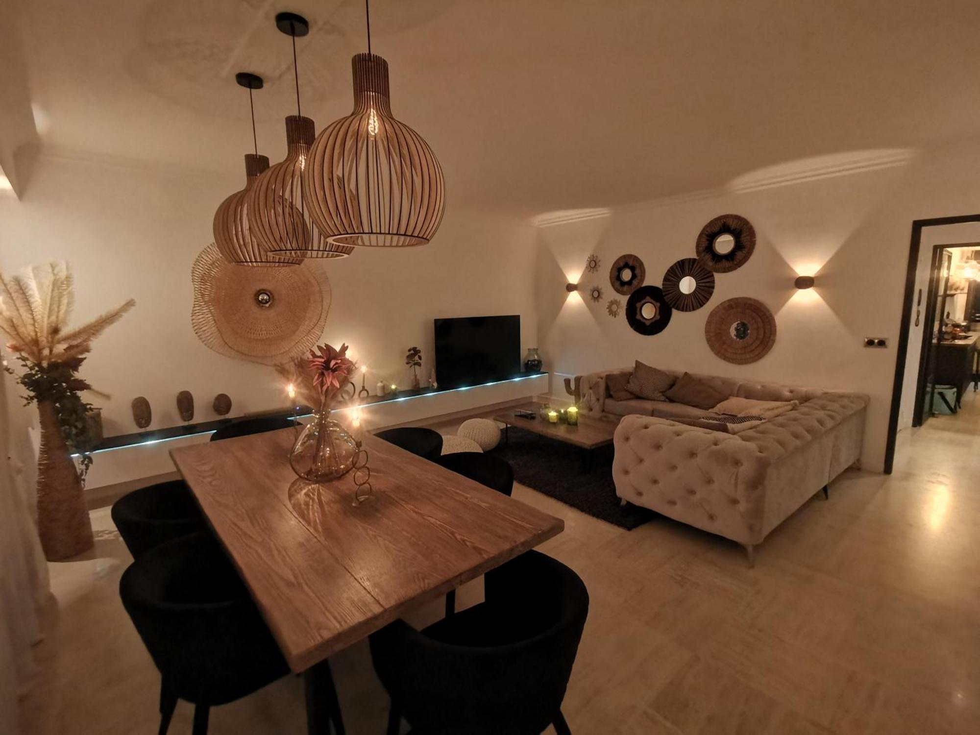 2 Bedrooms Seafront Кан Екстериор снимка
